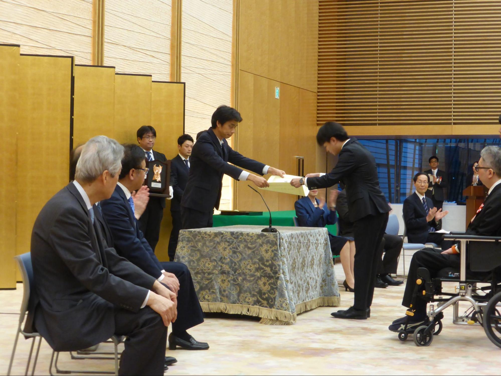 第8回日本医療研究開発大賞「経済産業大臣賞」を受賞